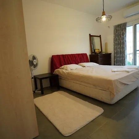 Delux In Lapta With Pool And Roof Garden *