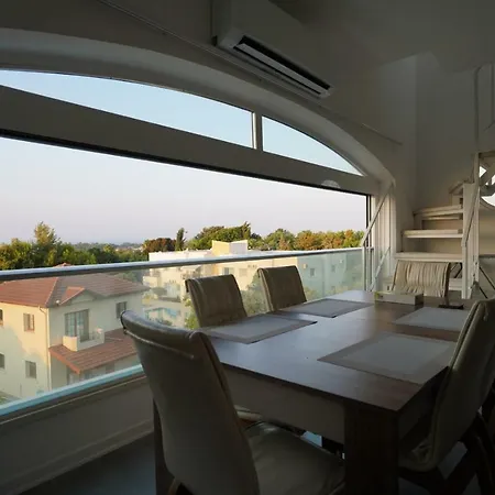 Delux In Lapta With Pool And Roof Garden Lejlighed